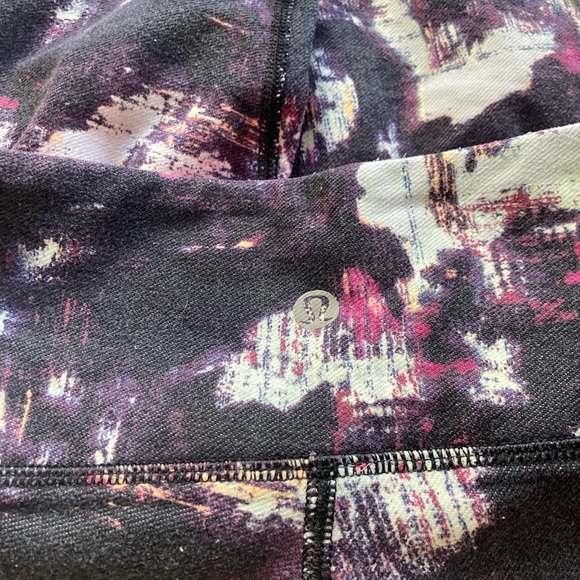 Lululemon pants - Picture 8 of 9